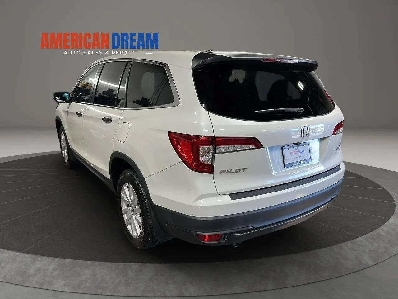 Used 2019 Honda Pilot LX image 3