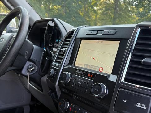 Used 2018 Ford F250 XLT w/ XLT Premium Package AWD/4WD image 41