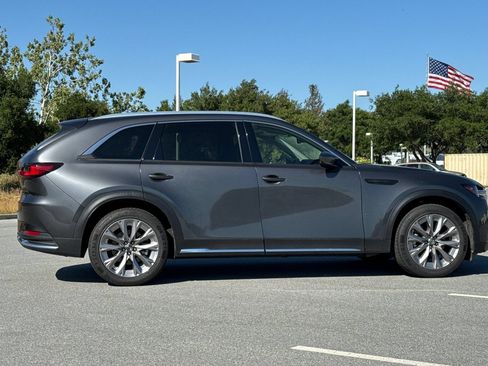 Used 2024 MAZDA CX-90 3.3 Turbo w/ Premium Package AWD/4WD image 3