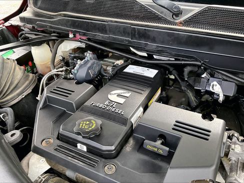 Used 2023 RAM 2500 Laramie w/ Night Edition AWD/4WD image 28