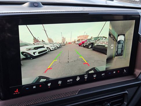 Used 2025 Ford Bronco Sport Outer Banks w/ Outer Banks Tech Package+ image 26