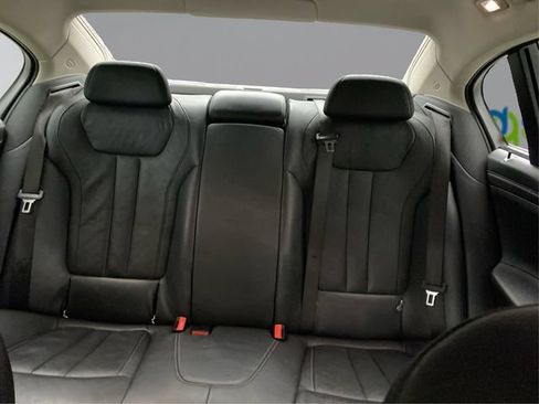 Used 2018 BMW 740i xDrive AWD/4WD image 21