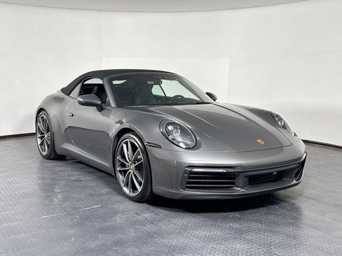 Certified 2023 Porsche 911 Carrera RWD image 9