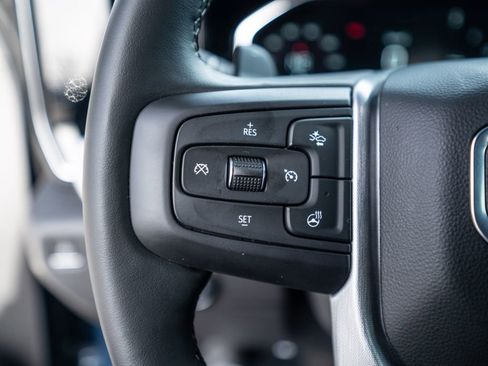 Used 2024 GMC Sierra 1500 SLT image 25