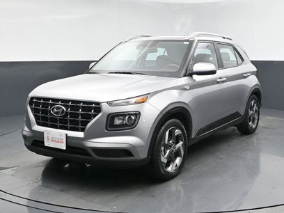Used 2023 Hyundai Venue SEL