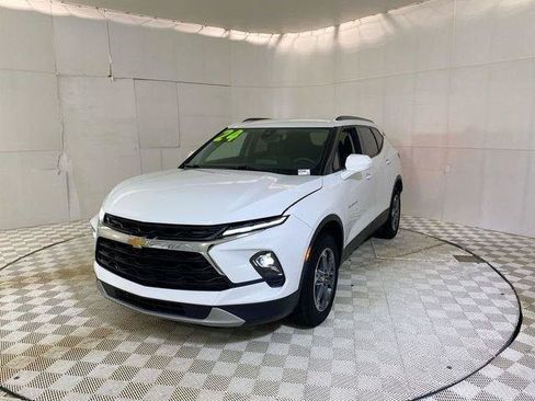 Used 2024 Chevrolet Blazer LT w/ Convenience Package FWD image 20