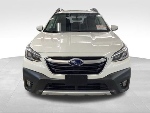 Used 2022 Subaru Outback Limited w/ Tech Package 3 AWD/4WD image 5