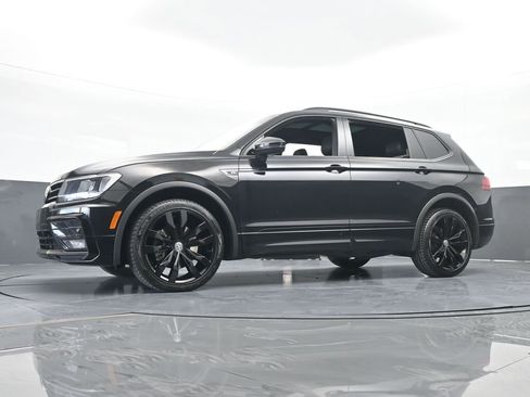 Used 2021 Volkswagen Tiguan SE R-Line image 57