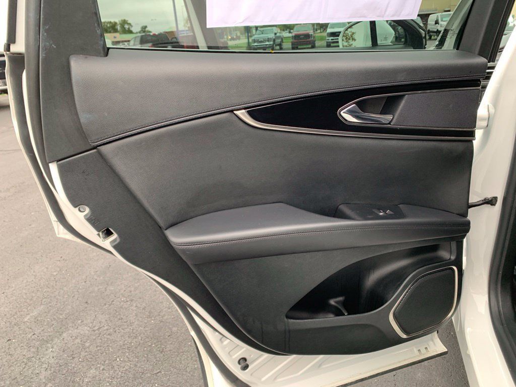 Used 2023 Lincoln Nautilus AWD w/ Premium Package image 35