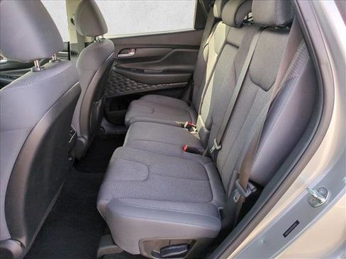 Used 2023 Hyundai Santa Fe SEL image 19