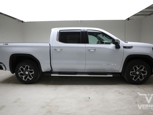 New 2026 GMC Sierra 1500 SLT w/ SLT Premium Package AWD/4WD image 6