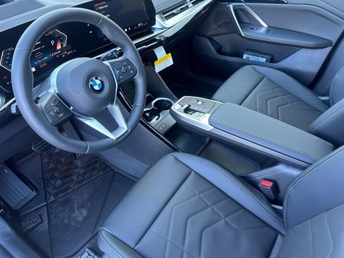 Used 2026 BMW X1 xDrive28i w/ Technology Package AWD/4WD image 4