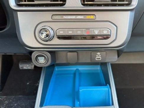 New 2026 Ford Maverick XLT image 24