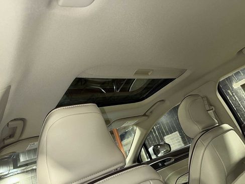 Used 2017 Ford Fusion Platinum image 24