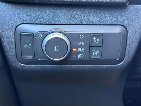 Used 2021 Ford Escape SEL w/ Technology Package FWD image 31