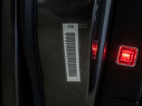 Used 2014 Bentley Continental GT image 44