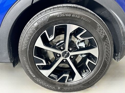 Used 2023 Kia Sportage EX image 11