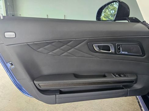Used 2020 Mercedes-Benz AMG GT R image 27