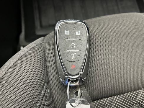 Used 2019 Chevrolet Blazer LT image 27