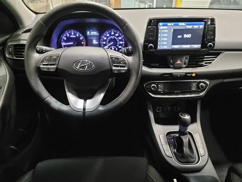 Used 2018 Hyundai Elantra GT w/ Style Package 02 FWD image 22