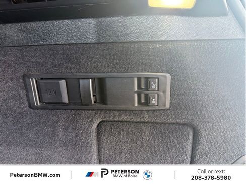 Used 2024 BMW iX xDrive50 w/ Convenience Package AWD/4WD image 11