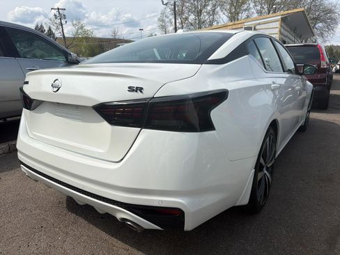 Used 2020 Nissan Altima 2.5 SR w/ Premium Package FWD image 8