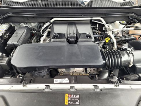 Used 2023 Chevrolet Colorado Z71 w/ Z71 Convenience Package 2 image 36