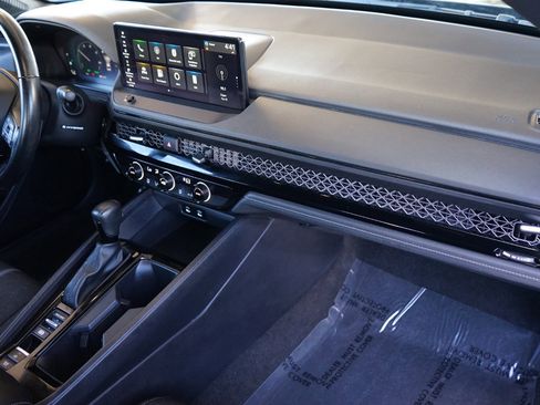 Used 2024 Honda Accord Sport image 12