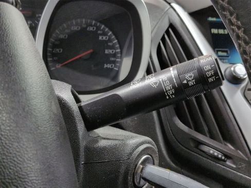 Used 2017 Chevrolet Equinox LT image 28