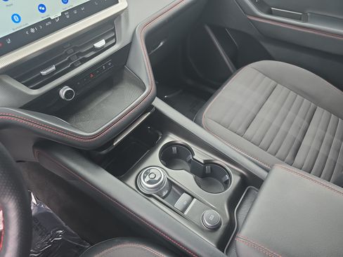 Used 2025 Ford Explorer ST-Line AWD/4WD image 21