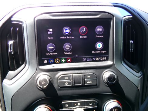 Used 2020 Chevrolet Silverado 1500 LTZ image 8