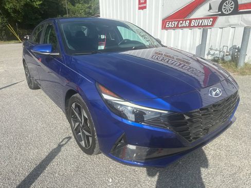 Used 2023 Hyundai Elantra Limited FWD image 1