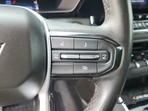 Used 2023 Chevrolet Colorado LT w/ LT Convenience Package II image 27