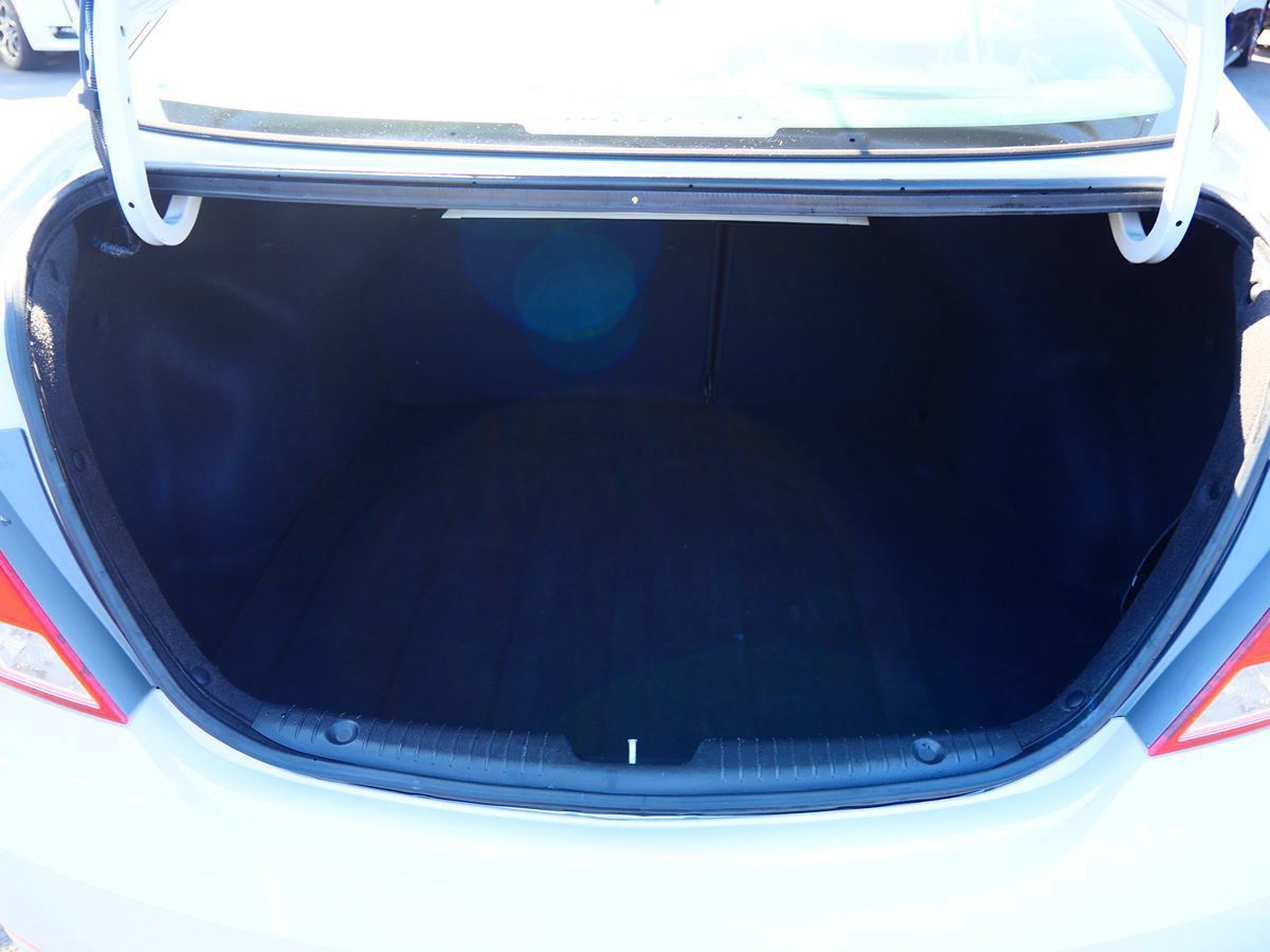 Used 2017 Hyundai Accent SE FWD image 28