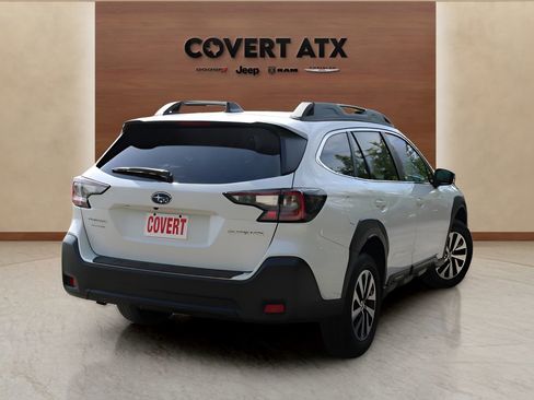 Used 2024 Subaru Outback Premium AWD/4WD image 5