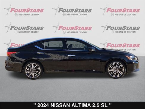 Used 2024 Nissan Altima 2.5 SL image 3