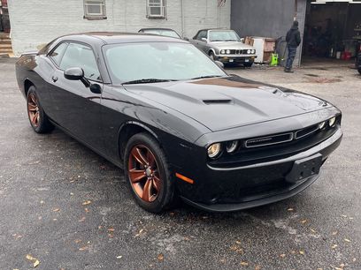 Used 2019 Dodge Challenger SXT