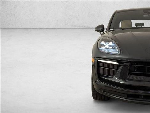 New 2026 Porsche Macan S image 12