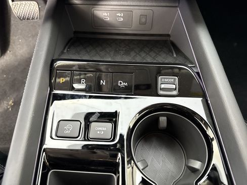 New 2025 Nissan Murano SL image 18