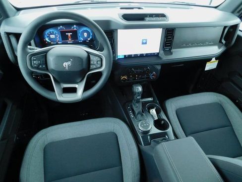 New 2025 Ford Bronco 4-Door image 20