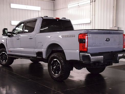 Used 2025 Ford F250 Lariat w/ Lariat Ultimate Package AWD/4WD image 5