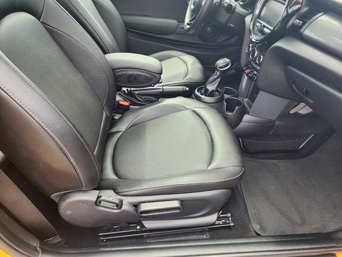 Used 2017 MINI Cooper 2-Door Hardtop FWD image 27