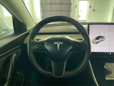 Used 2018 Tesla Model 3 Long Range image 21