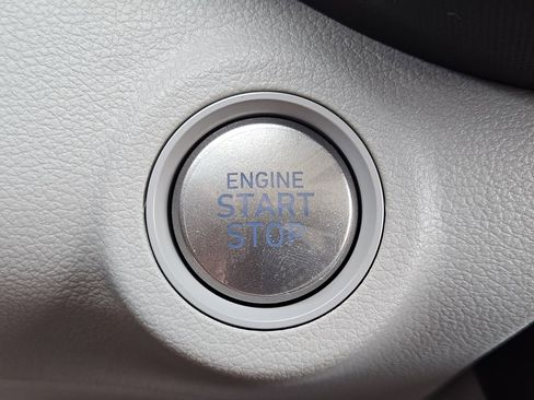 New 2026 Hyundai Venue SEL FWD image 20