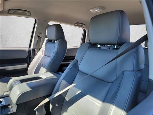 Used 2018 Toyota Tundra Limited image 13
