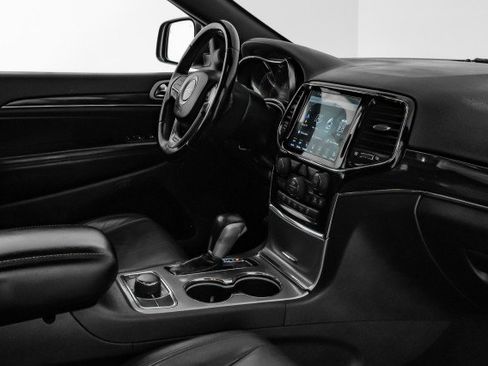 Used 2020 Jeep Grand Cherokee Limited image 21