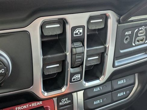 New 2026 Jeep Wrangler Unlimited Rubicon AWD/4WD image 22