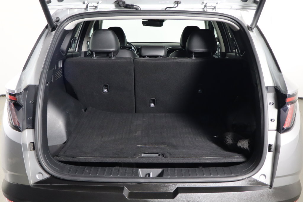 Used 2022 Hyundai Tucson Limited w/ Cargo Package AWD/4WD image 17