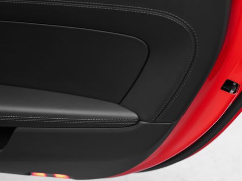 Used 2025 Porsche 911 Carrera image 33