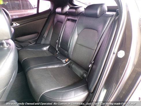 Used 2018 Kia Stinger GT RWD image 20